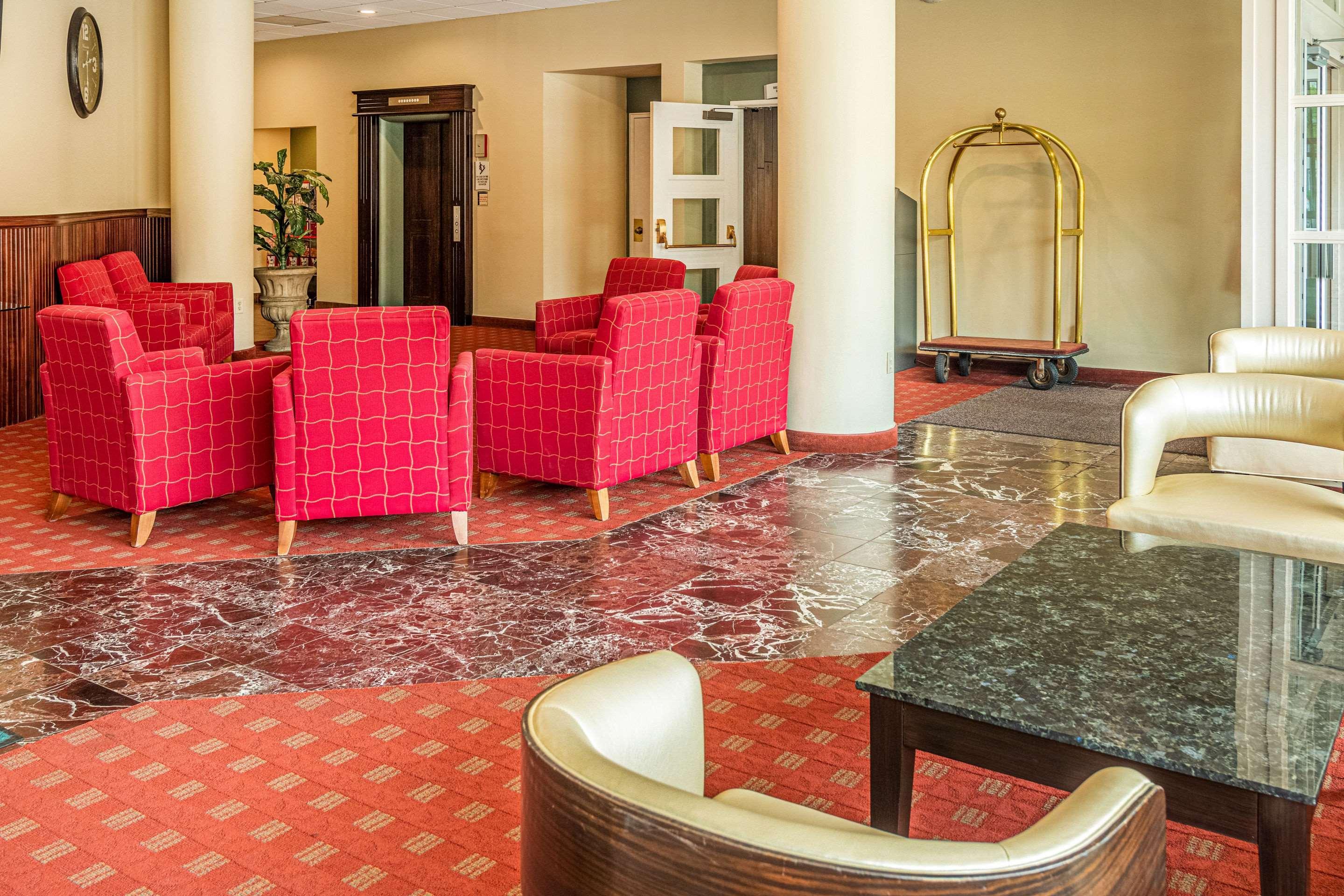 Quality Inn & Suites Virginia Exterior foto